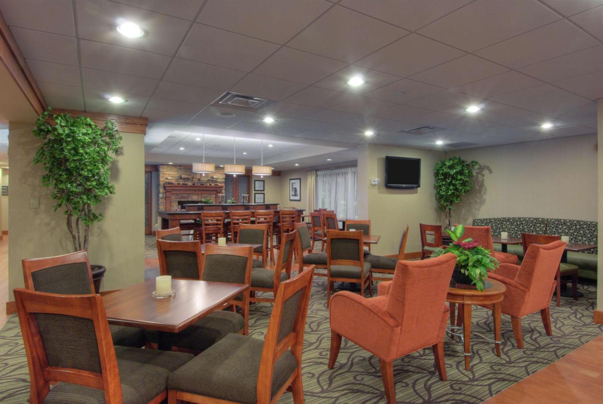 Hampton Inn Wheeling Exterior foto